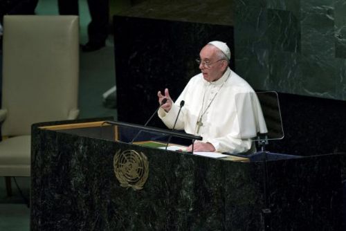 Foto: Papež se v OSN vyslovil proti konzumu a chudobě a pro ochranu přírody