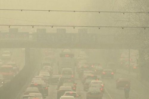 Foto: Pekingu se dýchá lépe, smog se přesouvá do dalších provincií