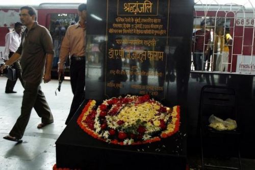 Foto: Pět spolutvůrců atentátů v Bombaji dostalo trest smrti