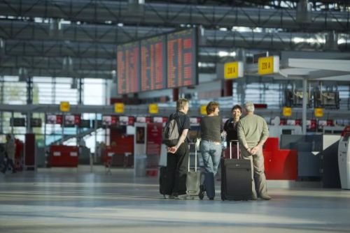 Foto: Po útoku v Turecku hlídkuje na českých letištích víc policistů