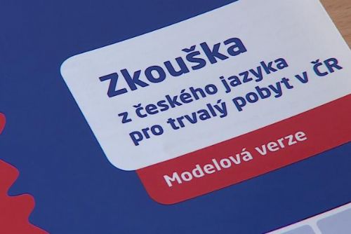 Foto: Přísnější testy z češtiny vyzkoušeli cizinci poprvé v praxi