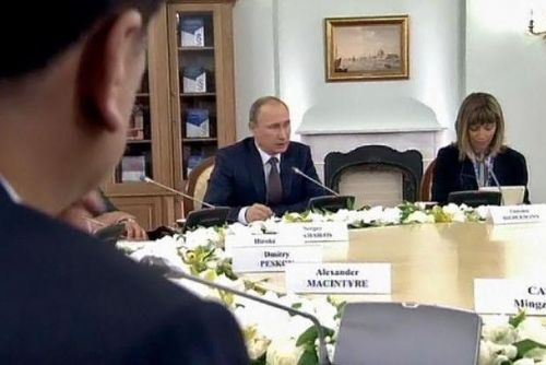 Foto: Putin: Haagský soud neuznáváme a budeme se bránit