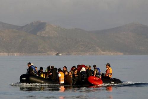 Foto: Řecké ostrovy plné uprchlíků, Polsko přijme desítky syrských rodin