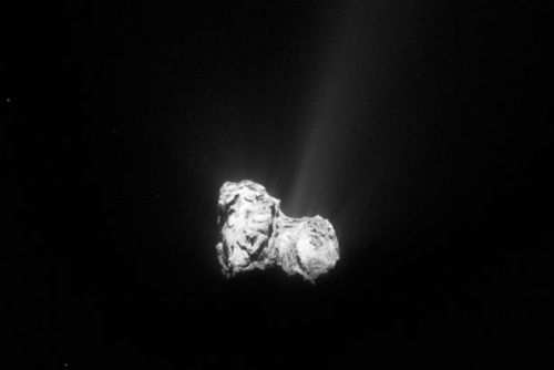 Foto: Rosetta zavětřila na kometě kyslík