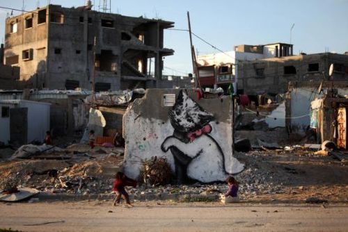 Foto: Rozstřílené Gaze dělá společnost Banksyho kočka
