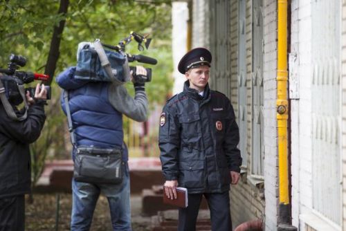 Foto: Ruská policie zatkla ředitelku ukrajinské knihovny v Moskvě