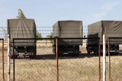 Foto: Rusko prý u hranic s Ukrajinou postaví vojenskou základnu