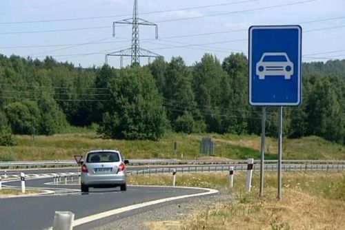 Foto: Jízda po dálničním přivaděči z Plzně do Ejpovic bude bezpečnější