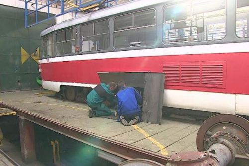 Foto: Šalinář v Seattlu: brněnští odborníci rozjíždí tramvaje v USA