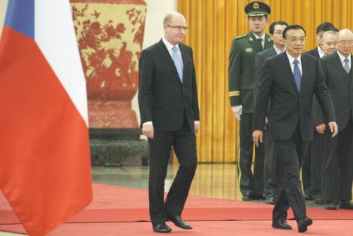 Foto: Sobotka v Číně: Evropa by se měla po arabském jaru zamyslet, zda vůbec poučovat