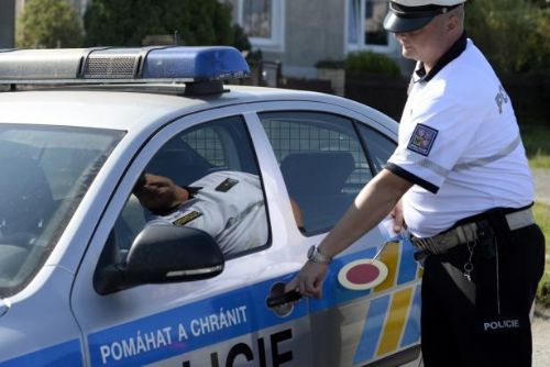 Foto: Policisté rozdali v kraji pokuty za 145 tisíc