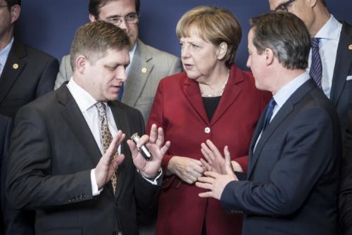 Foto: Summit v Bruselu: EU zatím protiruské sankce neprodlouží