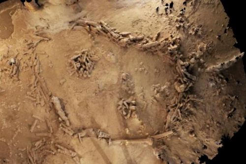 Foto: Tajemné kruhy: Jeskynní objev ukazuje neandrtálce v novém světle