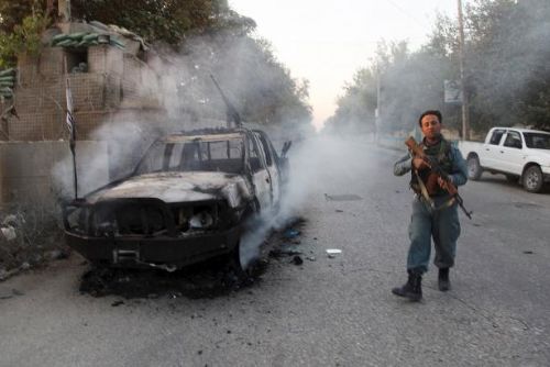 Foto: Taliban prý přišel o klíčový Kunduz, radikálové to popírají