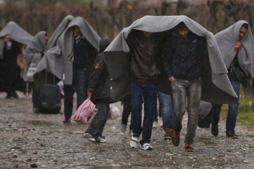 Foto: Uprchlickou vlnu brzdí zima, Rakousko hlásí nižší počty běženců