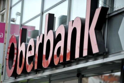 Foto: ÚS: Peníze z kauzy Edbusy musí stát vrátit Oberbank