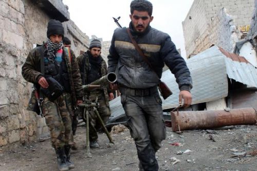 Foto: Velitel syrských rebelů vycvičených Američany údajně zběhnul