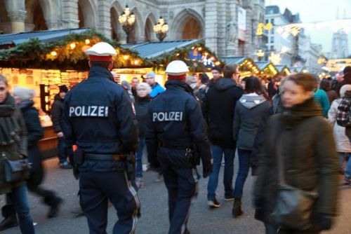 Foto: Vídeňská policie: Některým evropským metropolím prý hrozí útok