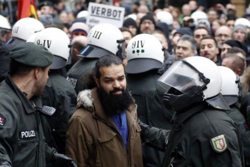 Foto: Z Berlína se stala bašta salafistů, varuje německá civilní rozvědka