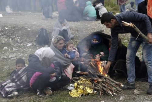 Foto: Z Chorvatska do Slovinska přešly za několik hodin tisíce migrantů