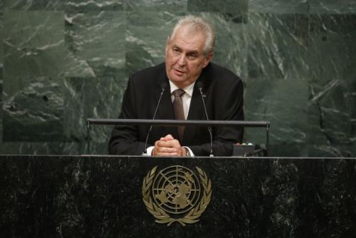 Foto: Zeman v OSN: Terorismus není jen Islámský stát, musíme hledat nové formy boje