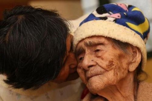 Foto: Zemřela zřejmě nejstarší žena světa. Má přes 70 pravnuků