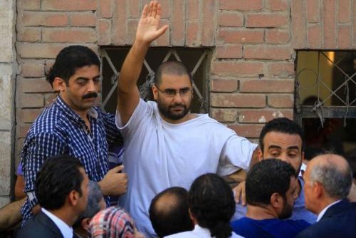Foto: Známý egyptský bloger Fattáh stráví pět let za mřížemi