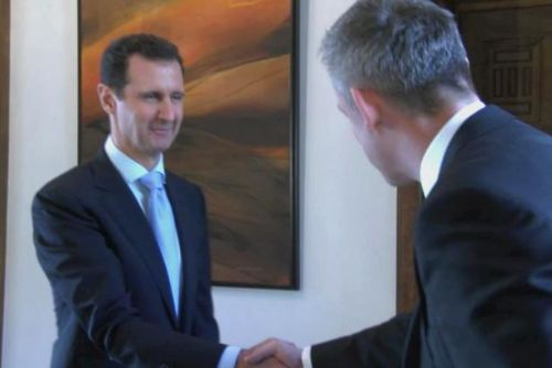 Foto: Zpravodaj ČT Kubal: Asad neodpovídá nálepce brutálního krvavého diktátora