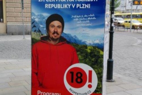 Foto: Respektuj 18 v Plzni opět varuje před konzumací alkoholu mladistvými