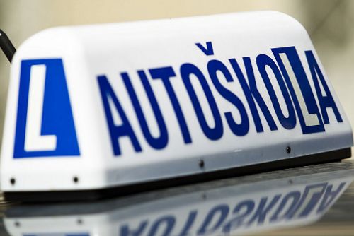 Foto: V Plzni chybějí zkušební komisaři pro autoškoly 