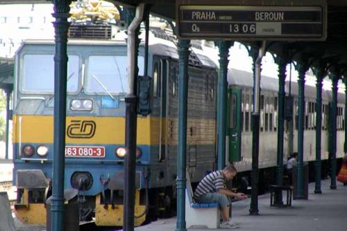 Foto: Vlak v Doubravce usmrtil muže