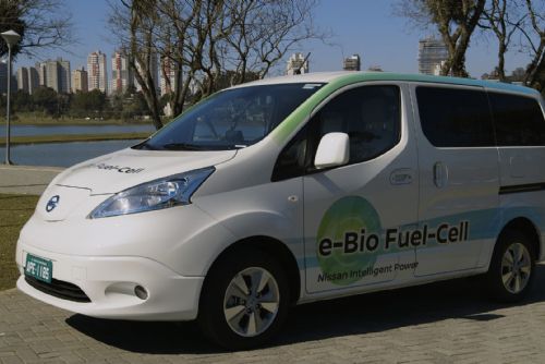 Foto: Nissan představil elektromobil poháněný palivovým článkem na bioetanol s dojezdem přes 600 km