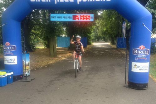 Foto: Cyklistická Birell jízda v Plzni vynesla handicapovaným přes 20 tisíc