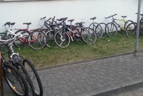 Foto: Chcete si zabezpečit jízdní kola? Plzeňský centrální obvod nabízí očipování 
