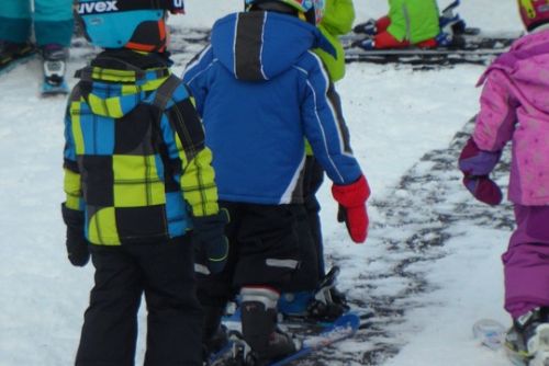 Foto: Děti si na Špičáku v sobotu zasoutěží a lyžují zadarmo  