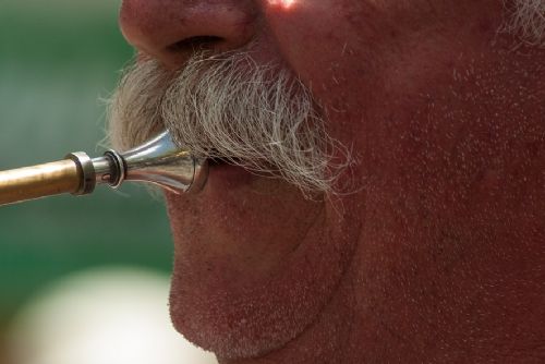 Foto: FN v Plzni podporuje Movember, od pondělka nabízí pánům testy