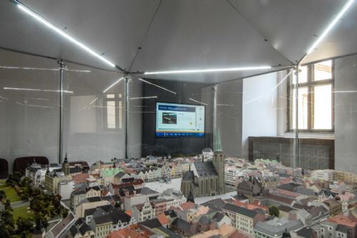 Foto: Magistrát v Plzni upravil místnost s modelem historického jádra města, nabízí nové prvky 