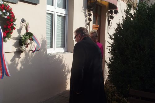 Foto: Plzeň si připomíná výročí popravy pomocníků parašutistům Gabčíkovi a Kubišovi