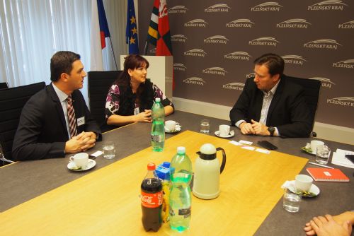 Foto: Světový prezident Junior Chamber International zahájil svou návštěvu Česka v Plzni 