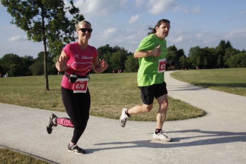 Foto: T-Mobile Olympijský běh rozběhne přes 50 tisíc běžců, zlatý závod se běží v Plzni