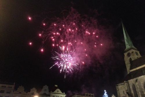 Foto: Plzeňané se mohou těšit na Novoroční ohňostroj