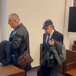 Plzeňský advokát obviněn z manipulace svědkyň