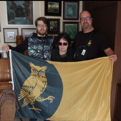 Plzeňská záchranná stanice získala oficiální vlajku navrženou Františkem Hepem