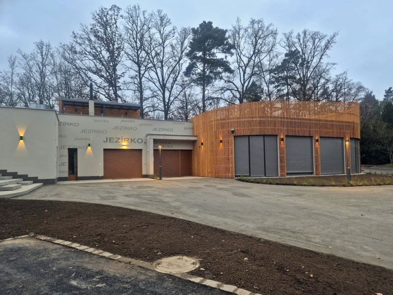 Objekt u Košuteckého jezírka má za sebou kolaudaci