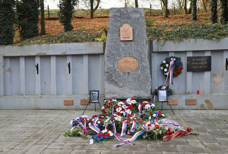 Na Slovanech se zavzpomínalo na válečné veterány a oběti války