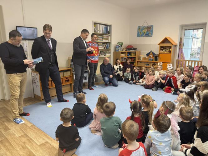 Mikulášské nadílky ve školkách na Trojce odstartovaly