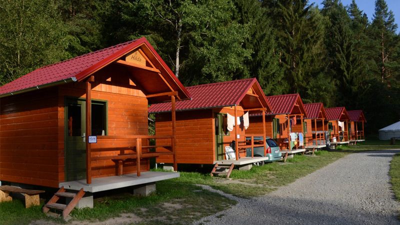 Muž v kempu na Sušicku ohrožoval hosty nožem