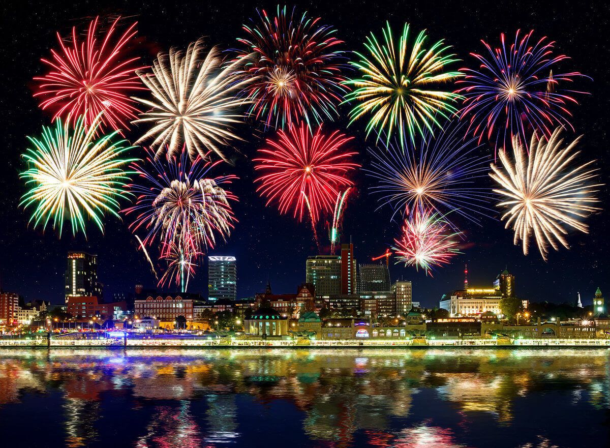 Novela zákona omezí ohňostroje, někde se jen o kousek posunou