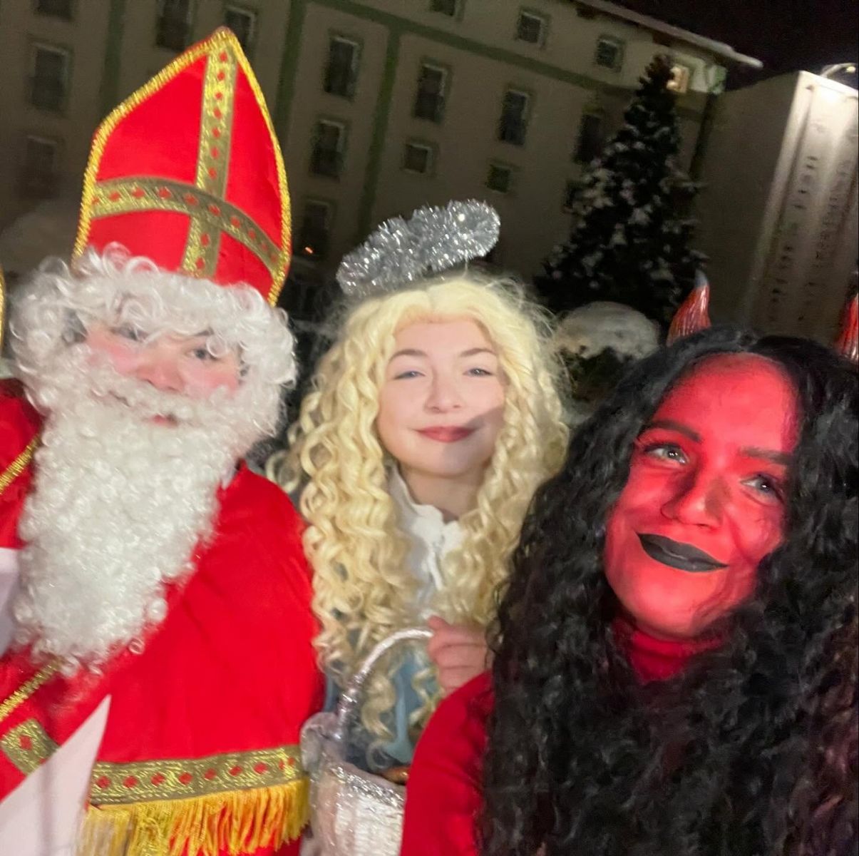 Plzeň chce překonat rekord v počtu Mikulášů na náměstí