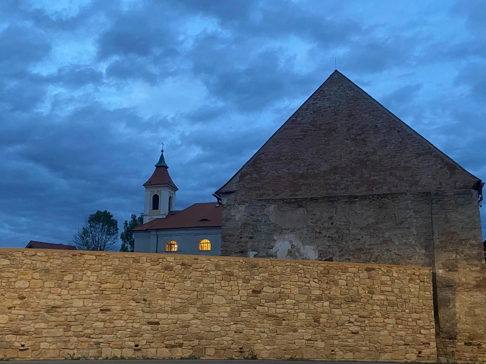 Spor o kasino - Plzeň tlačí na Chotíkov, starostka brání autonomii obce